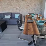 De Lujo Con Piscina Cercano A La Playa Дом отдыха Нигран