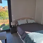 De Lujo Con Piscina Cercano A La Playa