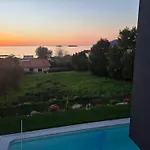 De Lujo Con Piscina Cercano A La Playa * 尼格兰