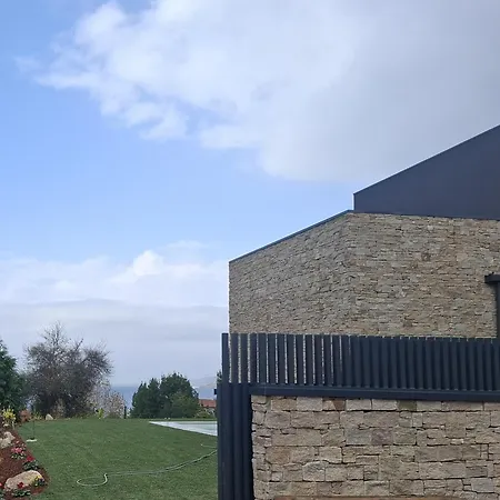 De Lujo Con Piscina Cercano A La Playa *