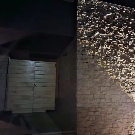 De Lujo Con Piscina Cercano A La Playa