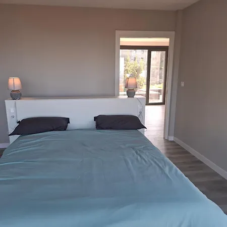 Holiday home De Lujo Con Piscina Cercano A La Playa Nigran