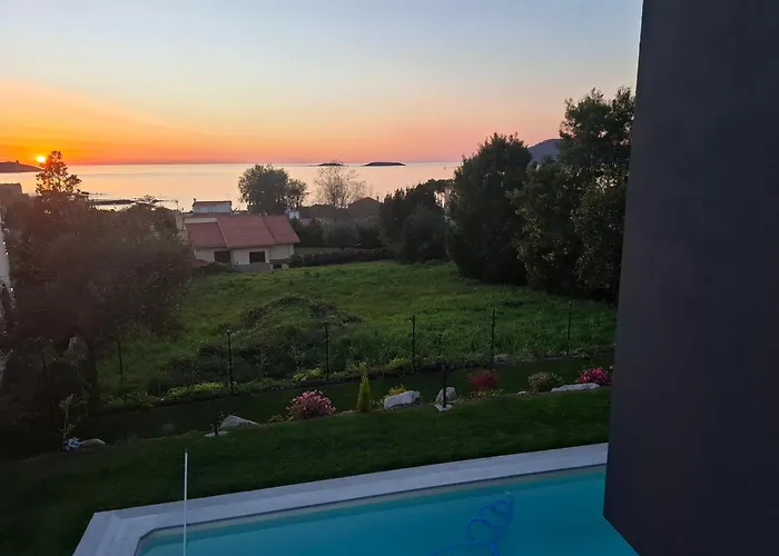 De Lujo Con Piscina Cercano A La Playa * Nigrán